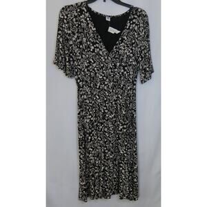 GAP Faux Wrap Dress Size M Women Floral Black White V Neck Office Night Out